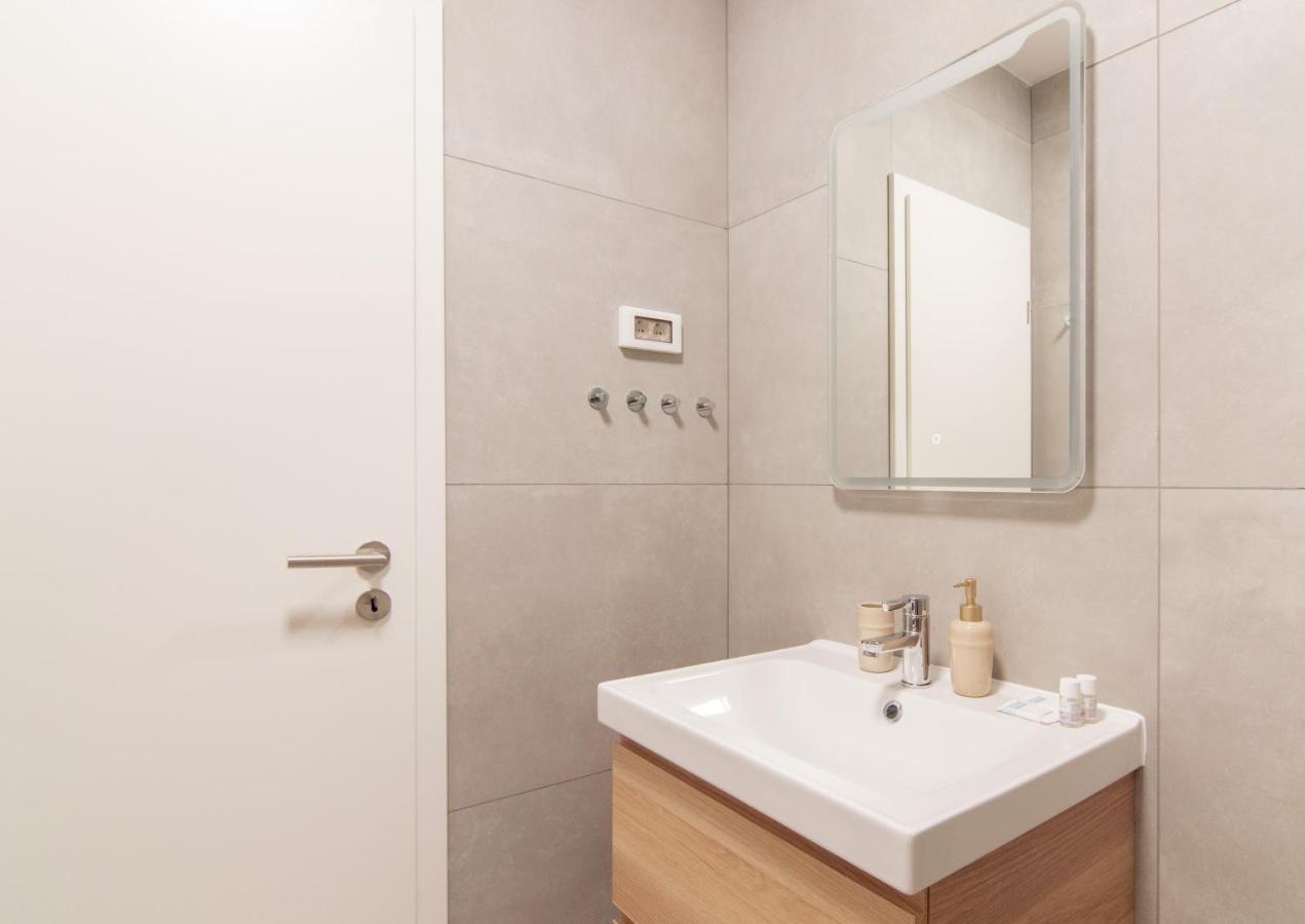 The Rose Garden Apartments Portoroz Exterior foto