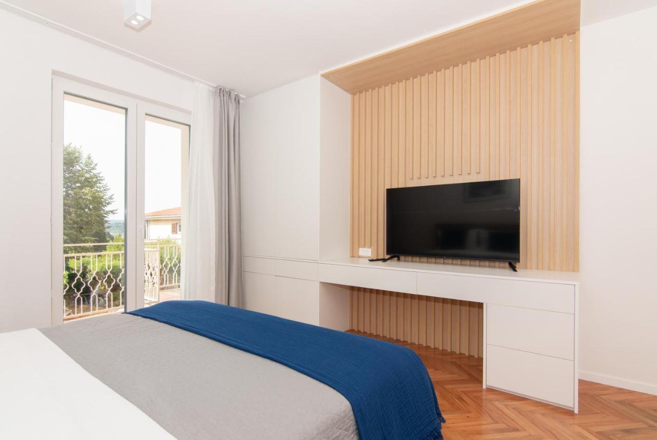 The Rose Garden Apartments Portoroz Exterior foto